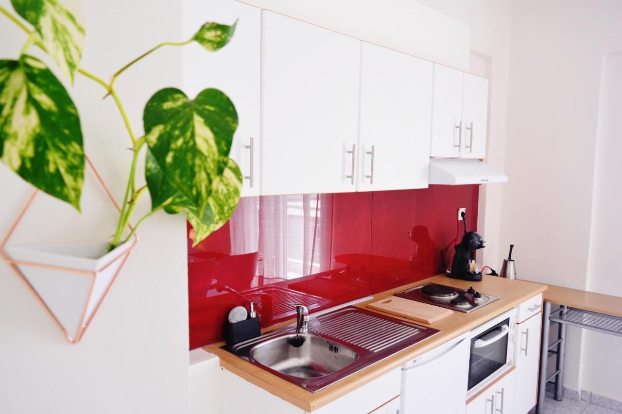Studio Coral Apartment Kalamata Exterior photo